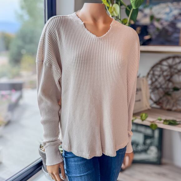 OFFLINE by Aerie Wow! Beige Waffle Notch Neck Long Sleeve T-Shirt, Women’s Small - Picture 2 of 9